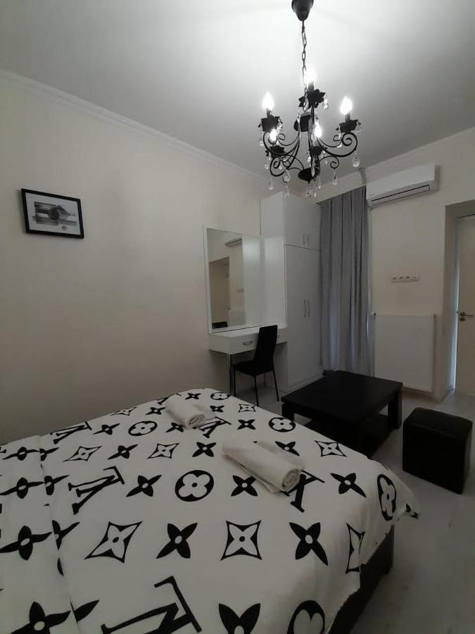 Old Garden Hotel Tbilisi Bagian luar foto